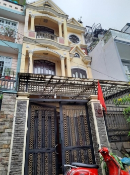 NHÀ ĐẸP QUANG TRUNG 79M2, HẺM NHỰA XE HƠI 6M, 4 TẦNG, GIÁ 7.9 TỶ