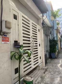 Cần bán gấp nhà HXH Lê Trọng Tấn Tân Phú mới đẹp nhỉnh 3 tỷ.