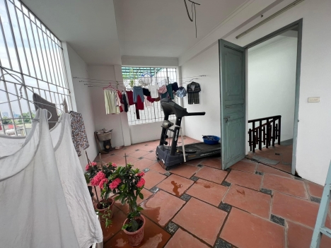 Bán nhà Hoàng Như Tiếp 64m2 giá 5.9 tỷ, dân trí cao