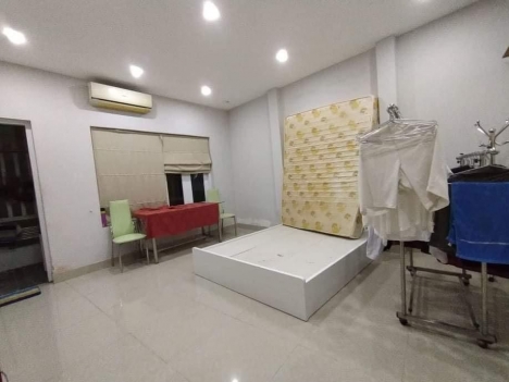 Bán nhà mặt tiền thụt hẻm xe hơi nở hậu49m2 Ngô Gia Tự Phường 4 Quận 10 Giá 10.5 tỷ