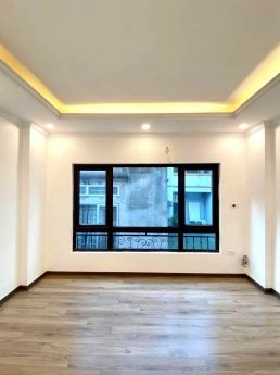 Chủ cần bán gấp nhà Hồ Tùng Mậu 45m2 x 4 tầng, mt 4.6m, giá đầu tư nhỉnh 4 tỉ