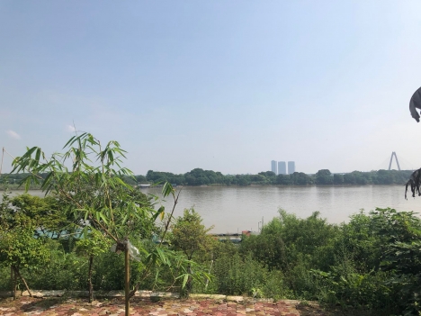 Cho thuê Đất – Mặt bằng 1000m2, view sông hồng, giá thương lượng.