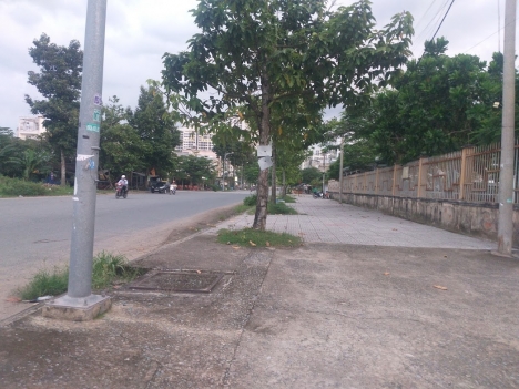 Nhà mới Đường Phước Thiện đối diện Vinhomes Grandpark 80m2 giá 3,2 tỷ