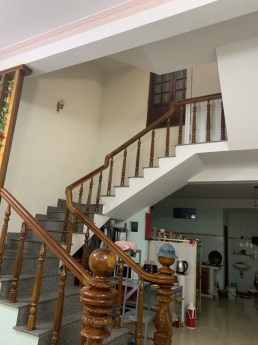 Nhà 2 tầng x90m2 mặt tiền Tú Mỡ kinh doanh tốt