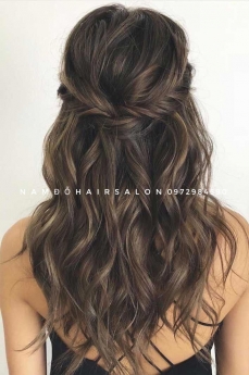 Uốn Sóng Nước, Địa Chỉ Cắt Tóc Layer Uy Tín Giá Rẻ Hoài Đức - Nam Đỗ Hair Salon