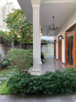 Chủ lâu đời cần bán gấp biệt thự sân vườn thảo điền 400M2