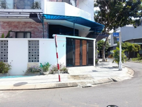 Nhà mặt tiền Phước Tường 8 dt 81m2 đường 5,5m lề 3m giá 2.x tỷ tlcc
