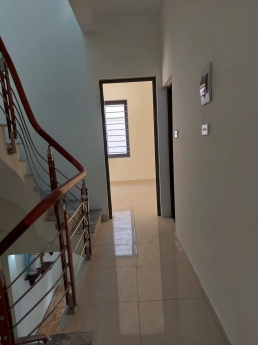 Cần bán gấp nhà khu vực Tả Thanh Oai lô góc dt 40 3.3 MT chỉ nhỉnh 2 tỷ