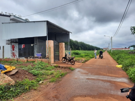 Đất full thổ cư sẵn bìa công chứng ngay trung tâm Krong Năng
