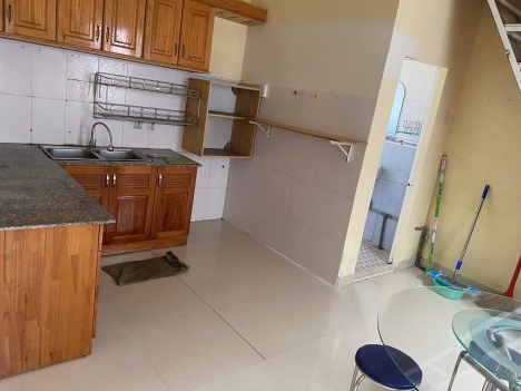 Bán gấp Nhà sổ XD riêng gần trung tâm đường Nguyễn Trung Trực, Đà Lạt giá 3.6 tỷ