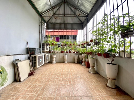 Bán nhà Ngọc Thuỵ 50m2 x 4 tầng, giá 5.7 tỷ, ô tô đỗ cổng, 20m ra ô tô tránh, 5 phút sang phố cổ