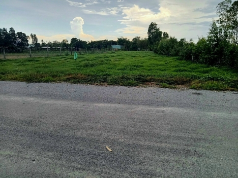 bán lô đất đẹp vị trí gần trường học gần trung tâm thị trấn đất đỏ bà Rịa vũng tàu