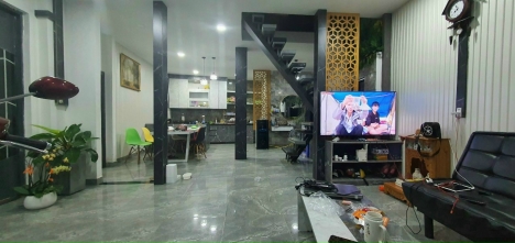 Cần bán căn nhà sổ XD riêng 2 mặt tiền đường Phan Đình Giót, Đà Lạt giá 3.8 tỷ