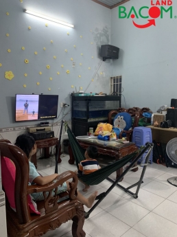 Nhà cấp 4 Tân Hiệp Shr, dt 130m2 hẻm ô tô thông thoáng gần Nguyễn Ái Quốc giá chỉ 2ty6.