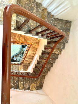 Nhà đẹp phường Bồ Đề, mặt phố, ô tô tránh, kinh doanh sầm uất, 37m2, mt 5,8m nhỉnh 7 tỷ