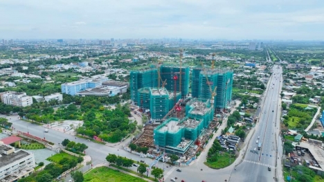 Shophouse 2 tầng ngay ủy ban Bình Chánh thanh toán 15% nhận nhà cam kết thuê lại lên đến 1ty8/năm