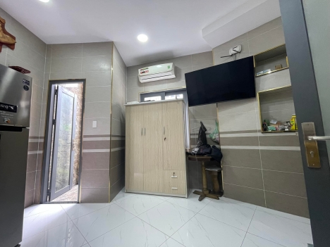 SIÊU PHẨM NHÀ ĐẸP Ở NGAY 2 MẶT HẺM NGAY NGÃ TƯ BẢY HIỀN ĐẠI LỘ CÁCH MẠNG THÁNG TÁM NHỈNH 5 TỶ