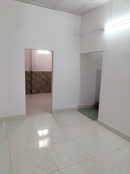 Bán nhà Mẹ Suốt sau Đại Học Sư Phạm gia 2,x tỷ tlcc