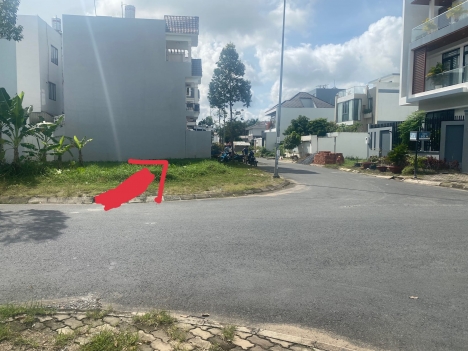 Bán nền góc 2 mặt tiền đường số 4 và đường số 2 khu Nam Long Cần Thơ