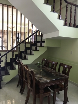 Cần bán gấp nhà giá rẻ đường Nguyễn Hữu Cầu, Đà Lạt giá 2.5 tỷ