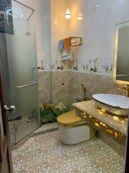 Nhà đẹp Thanh Lộc Quận 12 – 4 tầng 100m2 4,5x22 – Hẻm xe hơi vào nhà – Nội thất xịn sò – 6,1 tỷ.