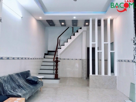 Bán nhà1 trệt 1 Lầu 56m2 đường ô tô gần chợ tân mai Biên Hoà Đồng Nai