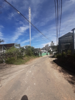 Cần bán gấp đất rộng mặt tiền đường Hoàng Hoa Thám, Đà Lạt 1000m2