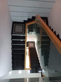 Bán nhà mới,3 tầng, btct,52m2, Quận 9, Xe Hơi Ngủ Trong Nhà. chỉ 4,x tỷ