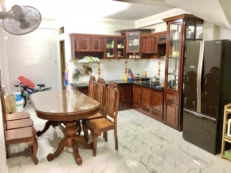 NHÀ ĐẸP, HẺM XE TẢI 6M, 4 TẦNG, PHẠM VĂN CHIÊU GIÁ NHỈNH 6 TỶ