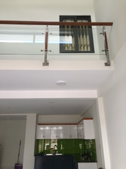 Giảm 100 triệu!!! còn 3,2 tỷ b.lộc.Bán nhà 1 trệt 1 lầu mới leng keng, đường xe hơi, 69m2, SHR, thổ