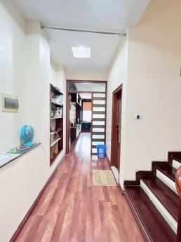 Bán nhà mới Nam Từ Liêm, chủ xây, 4 tầng x 42 m2, MT 4m, oto, 2.8 tỷ.