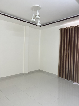 Bán nhà 2 tầng kiệt ô tô Hoàng Văn Thái gần kđt Aurora giá 2,x tỷ