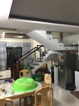 Nhà mặt tiền Phú Lộc 2,5  tầng mê lệch giá ~4 tỷ có tl chính chủ