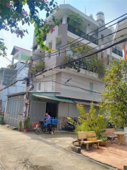 Bán nhà 3 tầng hẻm xe hơi tránh nhau, Phạm Đăng Giảng ngay QL1A, giá chỉ 4ty950