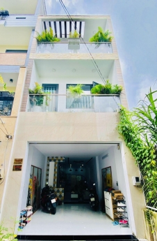 Bán nhà 1 trệt 2 lầu cực đẹp ngay đường số 30, P. Linh Đông, Thủ Đức