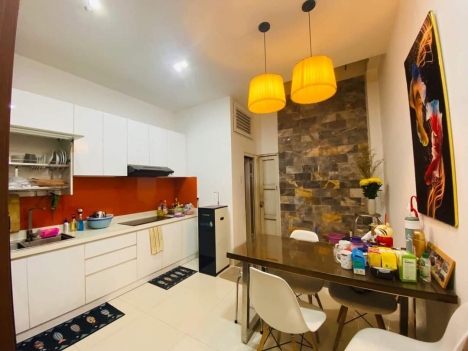 Mặt tiền cư xá Phú Thọ Hoà - ô tô tránh nhau - nội thất cực đẹp - 1 trục thẳng tới Lạc Long Quân.