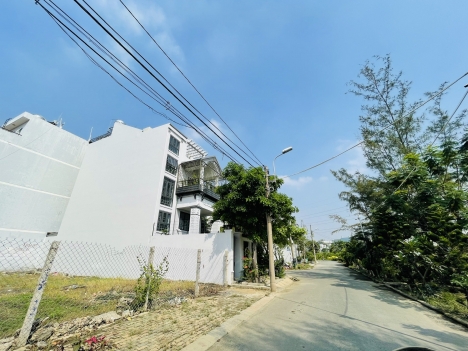 Đất Biệt Thự 8x20 KDC Nam Long Phú Thuận - Kế bên Phú Mỹ Hưng, view thẳng sông .Giá 16 tỷ Liên Hệ: