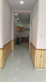 Cần tiền bán gấp nhà giá rẻ 1.85 tỷ hẻm xe hơi tại Thái Phiên, Đà Lạt