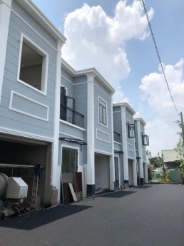 Giá:3,29 tỷTL.Bán nhà mới 1 trệt 1 lầu phường Tân Phong ( sau lưng bệnh viện tâm thần)