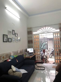 Hẻm XH,  Phạm Văn Đồng , 39m2 , Kinh doanh đỉnh ,Nhà Đẹp ở ngay, Chỉ 3 tỷ