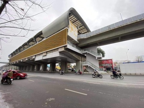 Bán nhà mặt đường nguyễn trãi nhỉnh 13 tỷ, 31m, MT 4,1m 6 tầng