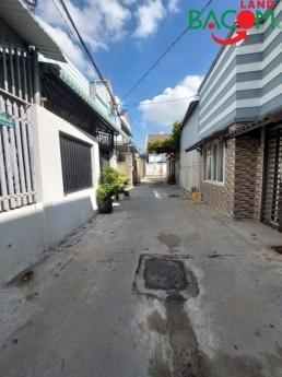 BÁN GẤP 2 CĂN NHÀ CẤP 4 ĐƯỜNG OTO , 7 x 18M NỞ HẬU, TÂN PHONG, BIÊN HOÀ , ĐỒNG NAI. Chỉ 3 TỶ