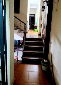 Mặt tiền kinh doanh 3 Tầng Hoàng Tăng Bí 10,5m vỉa hè 5m giá 5,x tỷ