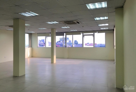 Cho thuê 70m2 tầng 8 nhà 62 đường Yên Phụ. Giá rẻ