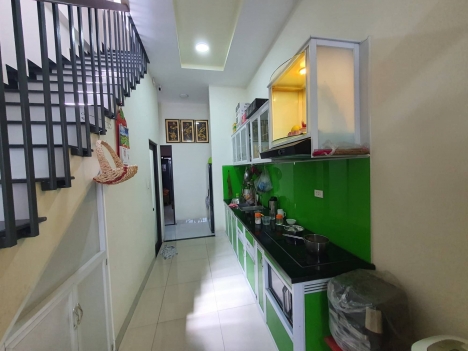 Nhà đẹp 2 mặt kiệt Lê Đình Lý - Đà Nẵng - ô tô đậu đỗ ngày đêm.