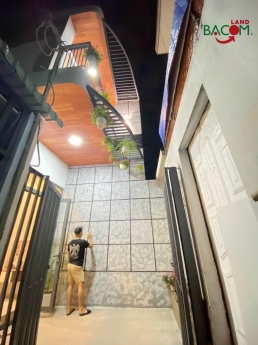 Chỉ 2,1 tỷ: 1 nơi ở trung tâm Biên Hoà là phường Thống Nhất,1 lầu mới,3pn,shr thổ cư hoàn công.