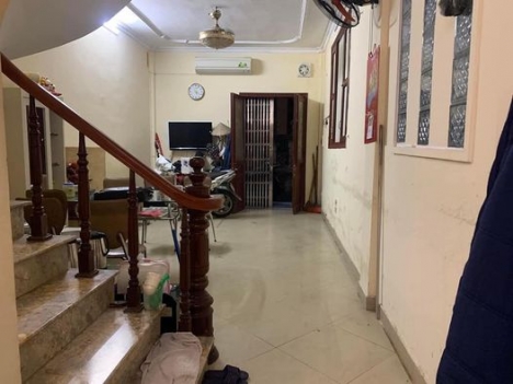 Bán nhà riêng Trần Quốc Vượng 37m2* MT rộng 3.5m. Chỉ 3.8 tỷ. Lô góc ở luôn. Quá đẹp