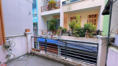 Bán Gấp Nhà Mặt Tiền Trân Hưng Đạo , Tân Phú , 44 m Nở Hậu , 5 Tỷ