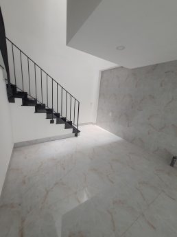 Nhà Mơi  56M2- 4 TẦNG- 5.8  TỶ - 3PN MT rộng 12M MT Kinh Doanh Nhất Chi Mai, Quận Tân Bình