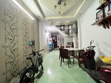 Bán Gấp Nhà Mặt Tiền Trân Hưng Đạo , Tân Phú , 44 m Nở Hậu , 5 Tỷ